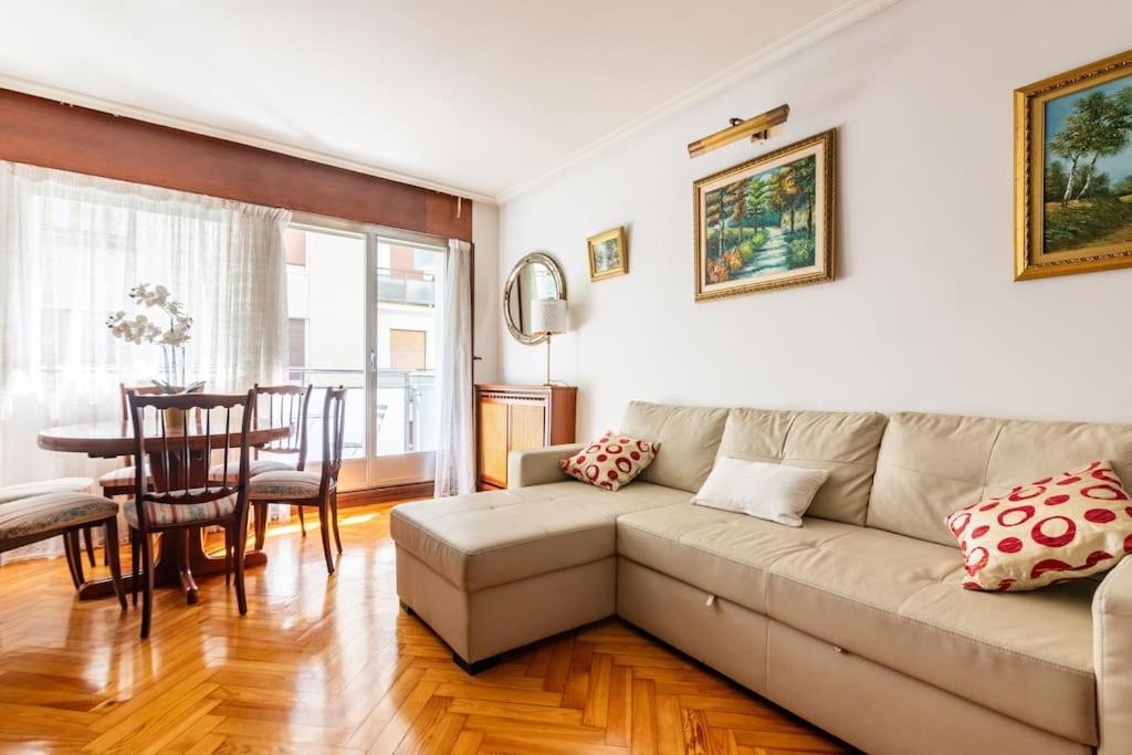 Terraza Playa Y Calle Peatonal Ess03377 圣塞瓦斯蒂安 外观 照片