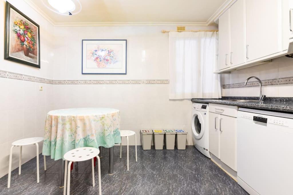 Terraza Playa Y Calle Peatonal Ess03377 圣塞瓦斯蒂安 外观 照片