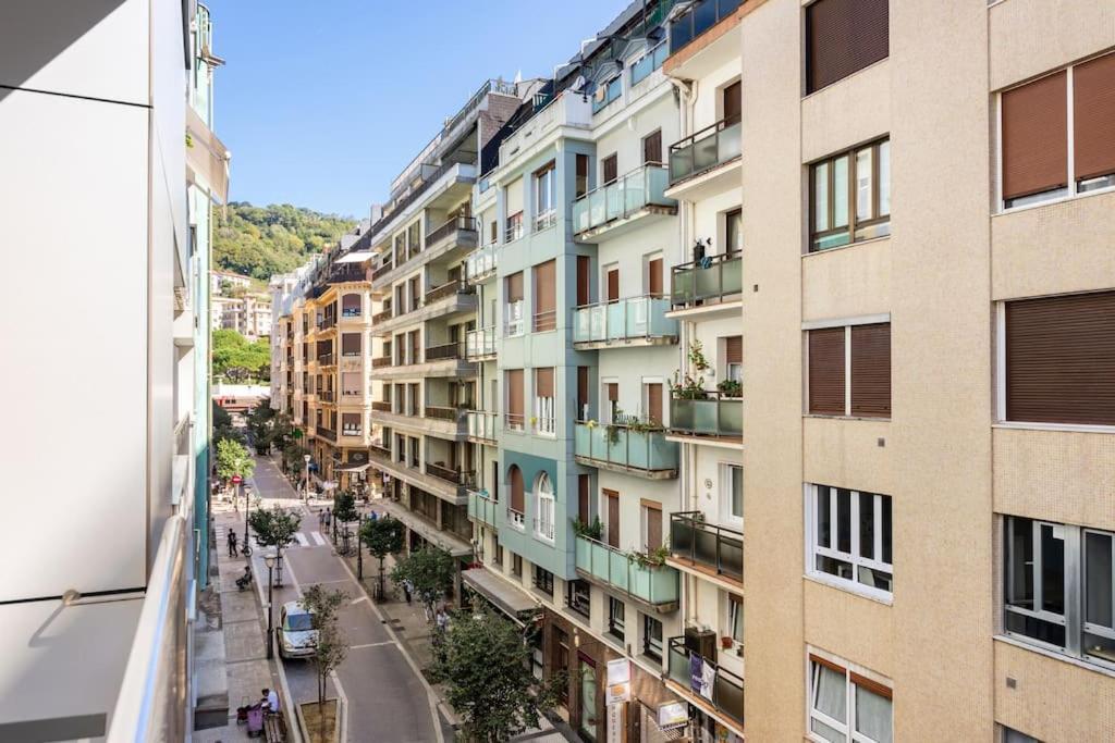 Terraza Playa Y Calle Peatonal Ess03377 圣塞瓦斯蒂安 外观 照片
