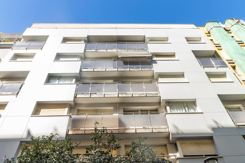 Terraza Playa Y Calle Peatonal Ess03377 圣塞瓦斯蒂安 外观 照片